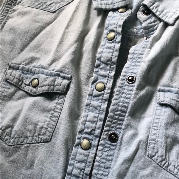 chambray denim button up top - Picture 4 of 7